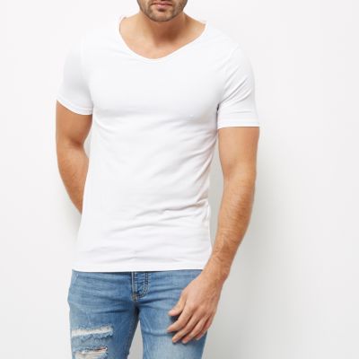 White scoop V-neck muscle fit T-shirt